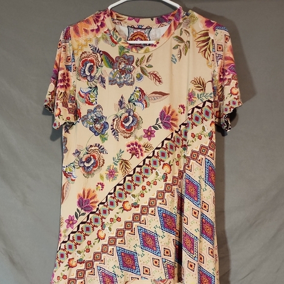 Johnny Was Tops - Johnny Was Multicolor Floral Short Sleeve Top